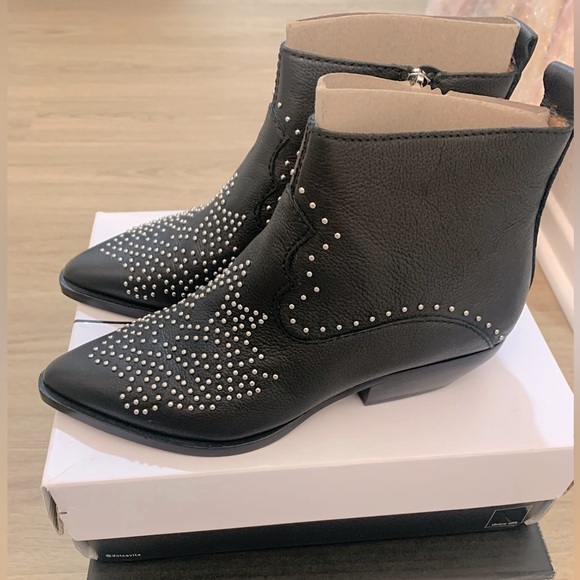 Dolce Vita UMA Studded Ankle Boot - Picture 2 of 3